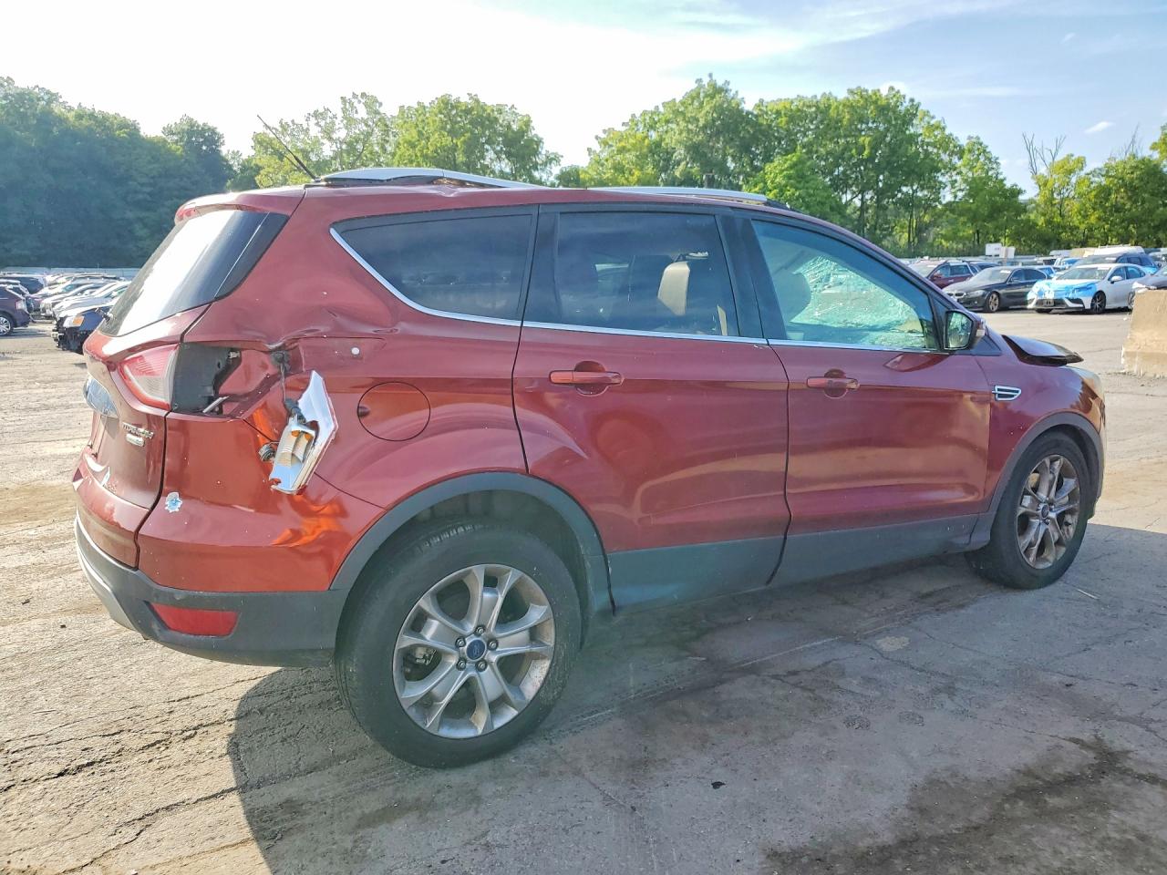 1FMCU9J97FUC14533 · 2015 FORD ESCAPE · 3/12