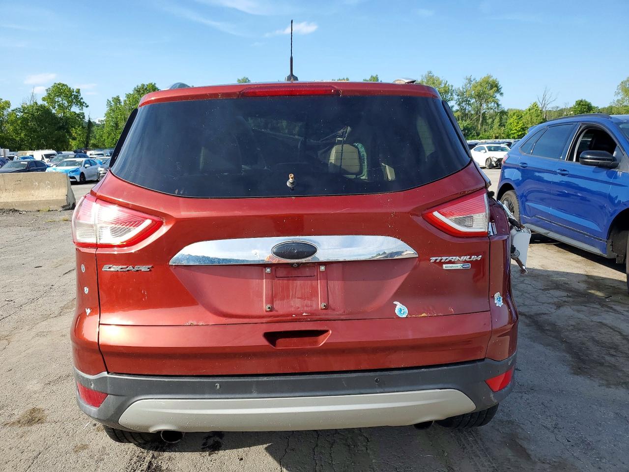 1FMCU9J97FUC14533 · 2015 FORD ESCAPE · 6/12