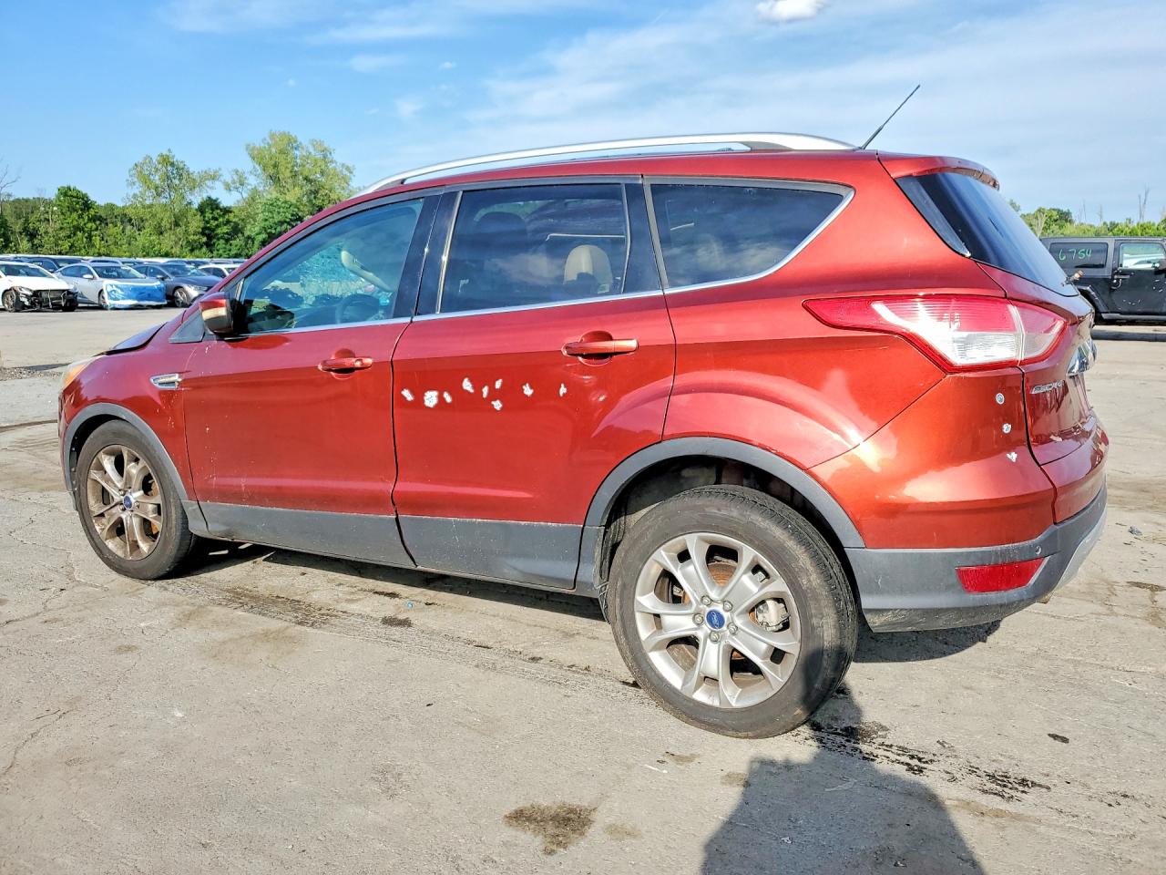 1FMCU9J97FUC14533 · 2015 FORD ESCAPE · 2/12