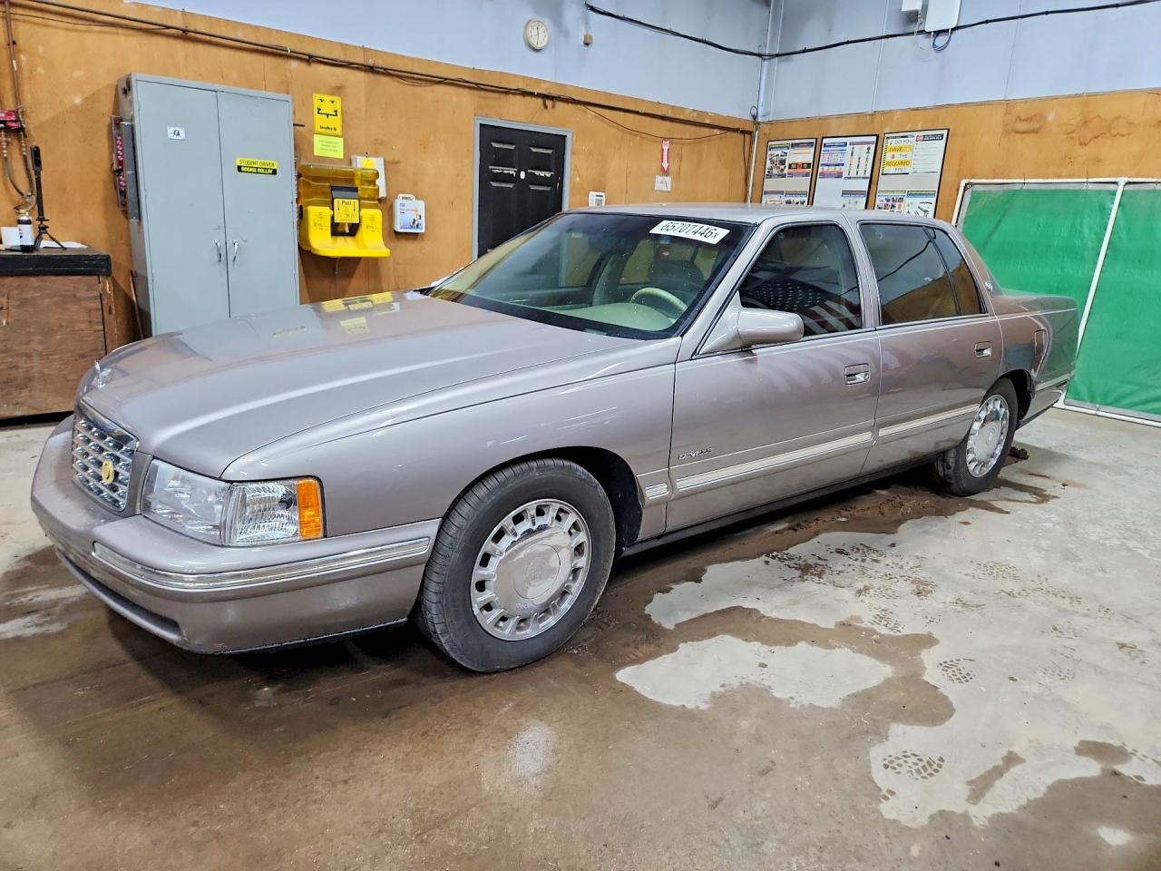1998 CADILLAC DEVILLE