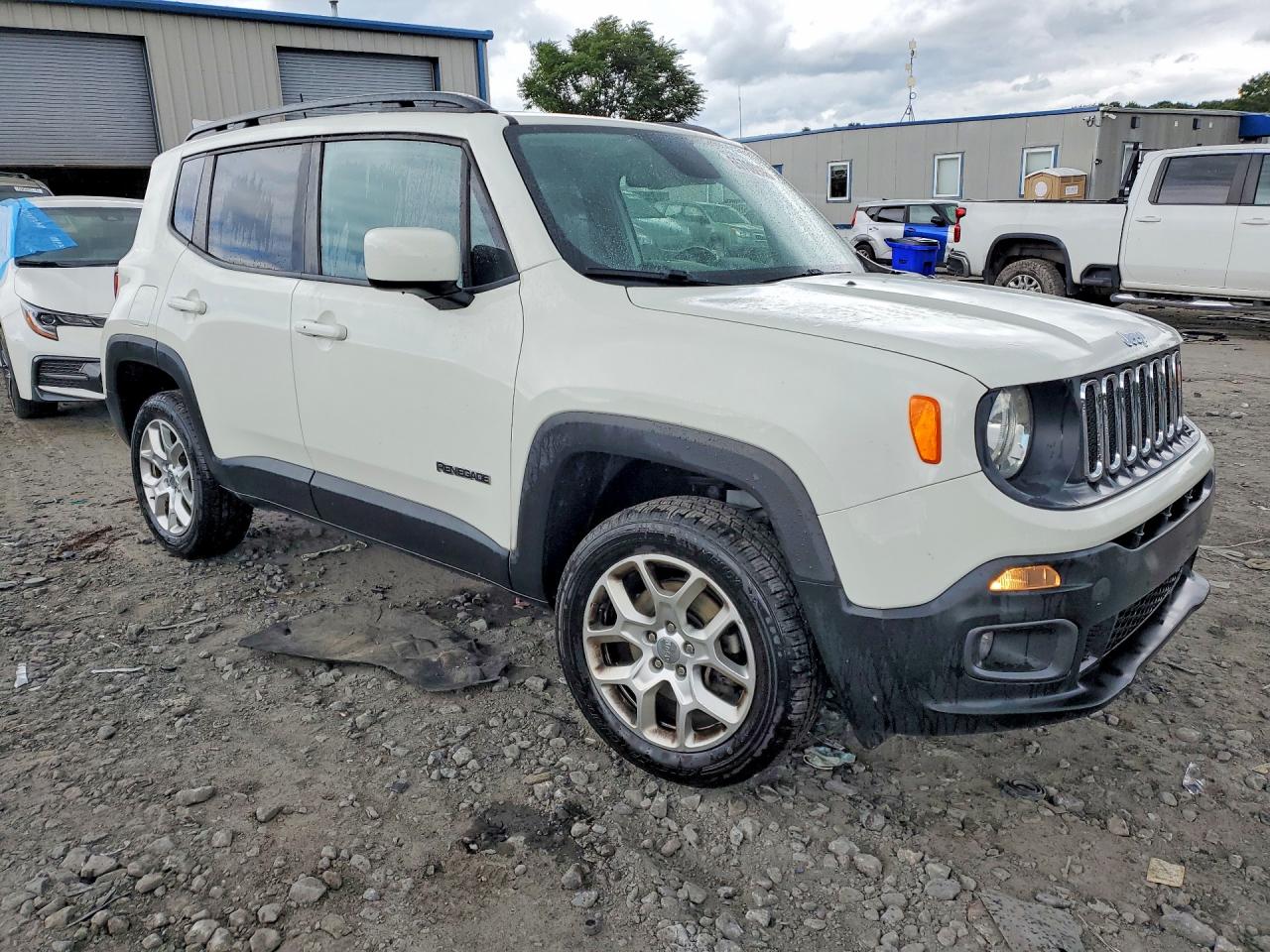 ZACCJBBB1JPH55562 · 2018 JEEP RENEGADE · 4/13