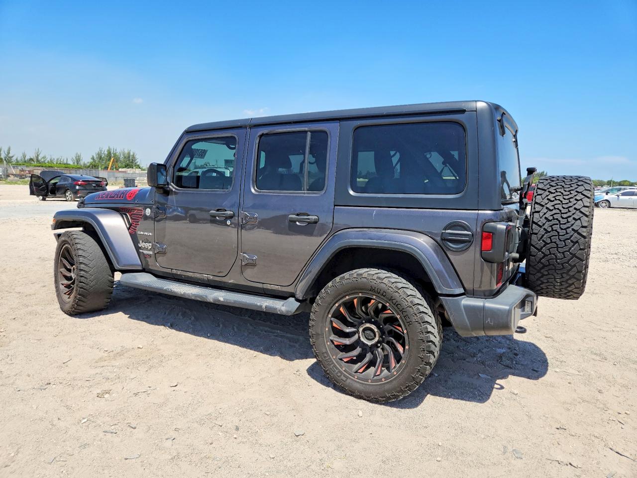 1C4HJXEN4LW272162 · 2020 JEEP WRANGLER UNLIMITED · 2/13