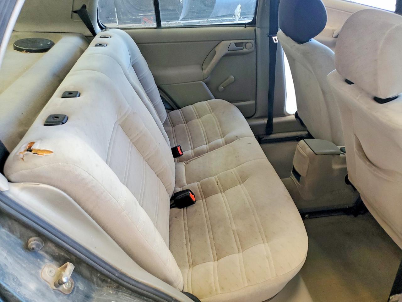 3VWRA81H3WM111605 · 1998 VOLKSWAGEN JETTA · 10/12