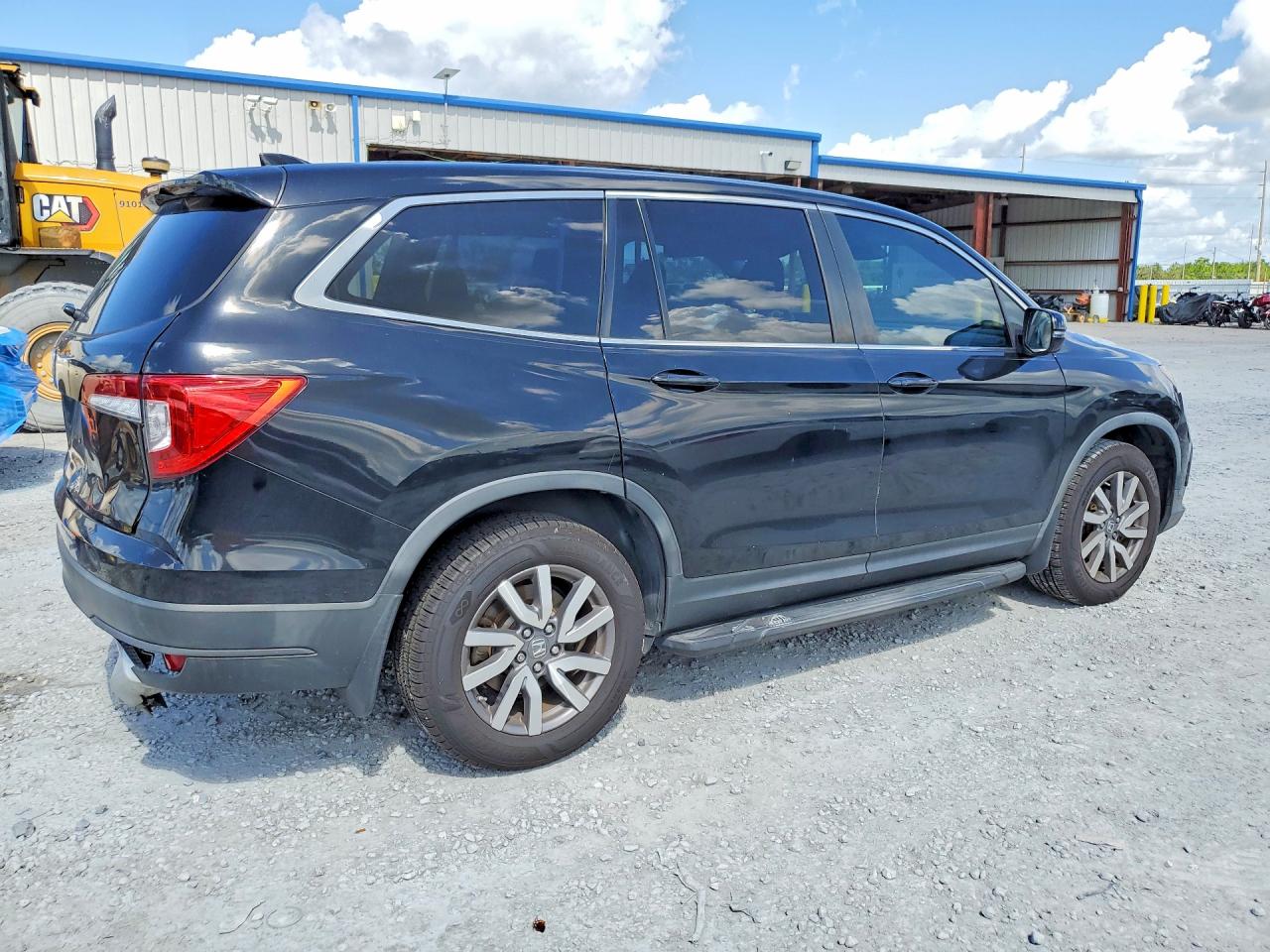 5FNYF5H45KB017046 · 2019 HONDA PILOT · 3/13