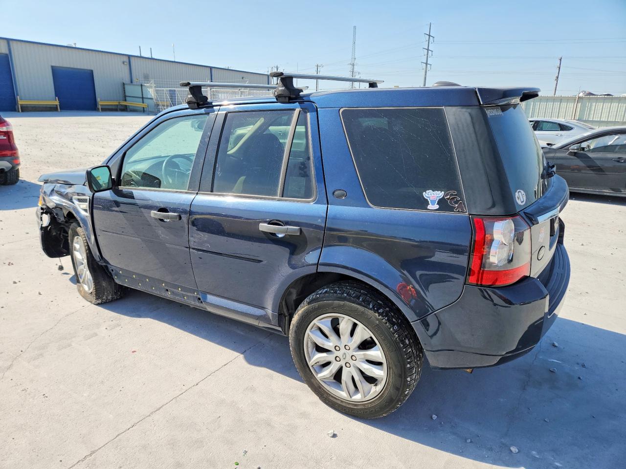 SALFR2BN9CH307234 · 2012 LAND ROVER LR2 · 2/13