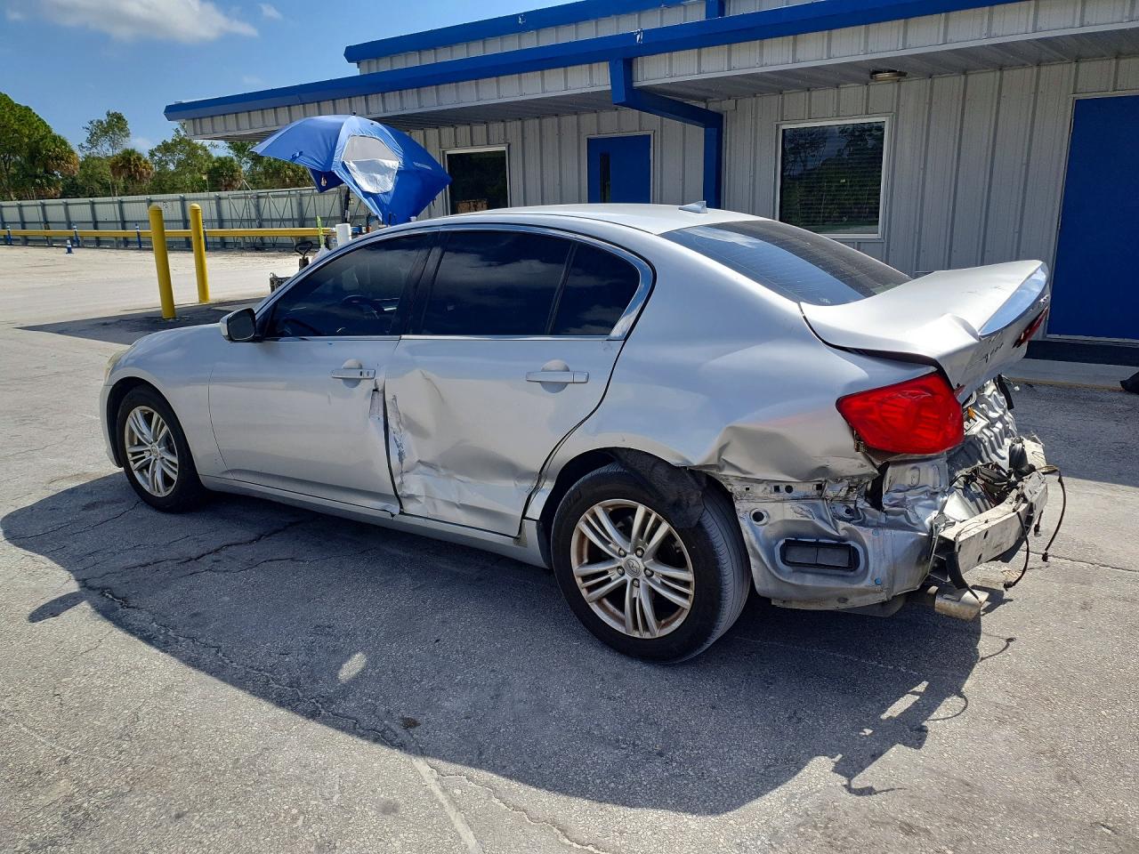 JN1CV6AR6AM452580 · 2010 INFINITI G37 SEDAN · 2/13