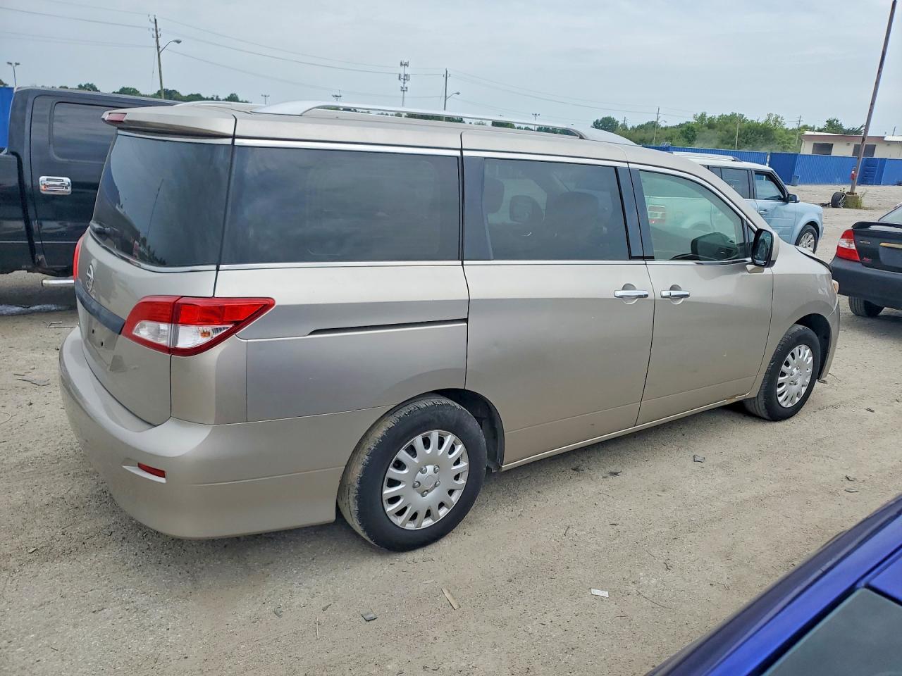 JN8AE2KP3D9066463 · 2013 NISSAN QUEST · 3/13