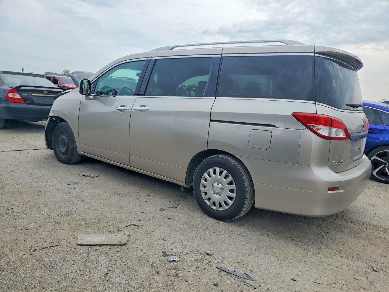 JN8AE2KP3D9066463 · 2013 NISSAN QUEST · 2/13