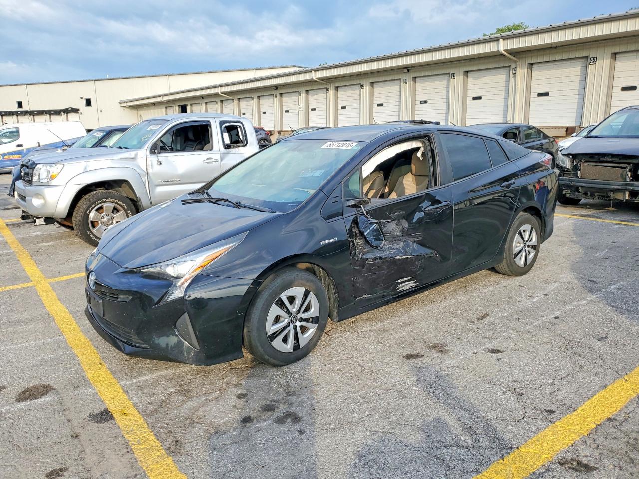 JTDKARFU4G3016635 · 2016 TOYOTA PRIUS