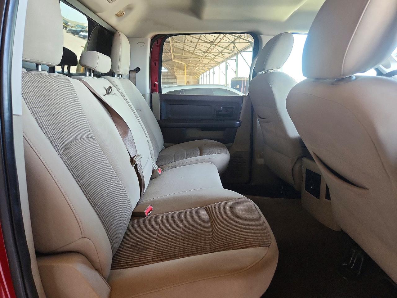 1D7RB1CT7BS541573 · 2011 DODGE RAM 1500 · 10/12