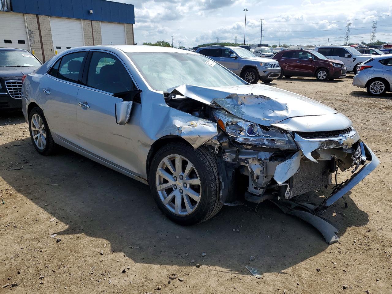 1G11E5SA7GU157688 · 2016 CHEVROLET MALIBU LIMITED · 4/12