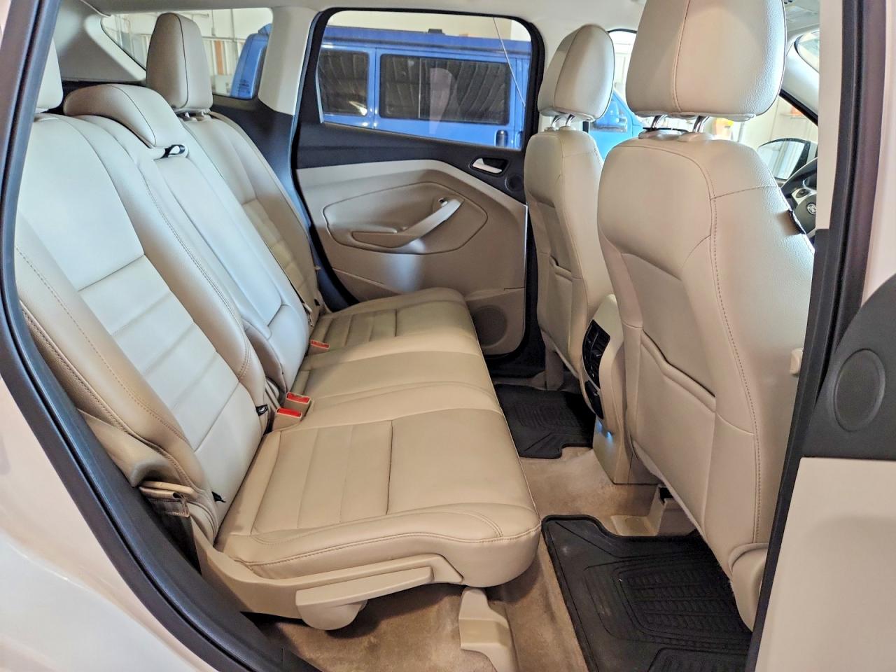 1FMCU0JX7EUC21524 · 2014 FORD ESCAPE · 10/12