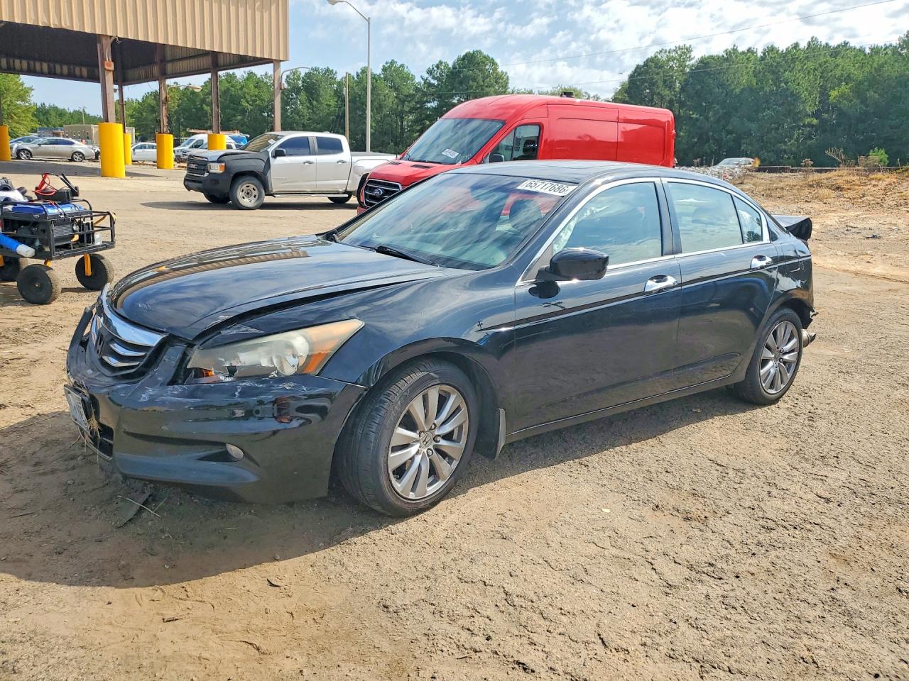 1HGCP3F80BA025860 · 2011 HONDA ACCORD