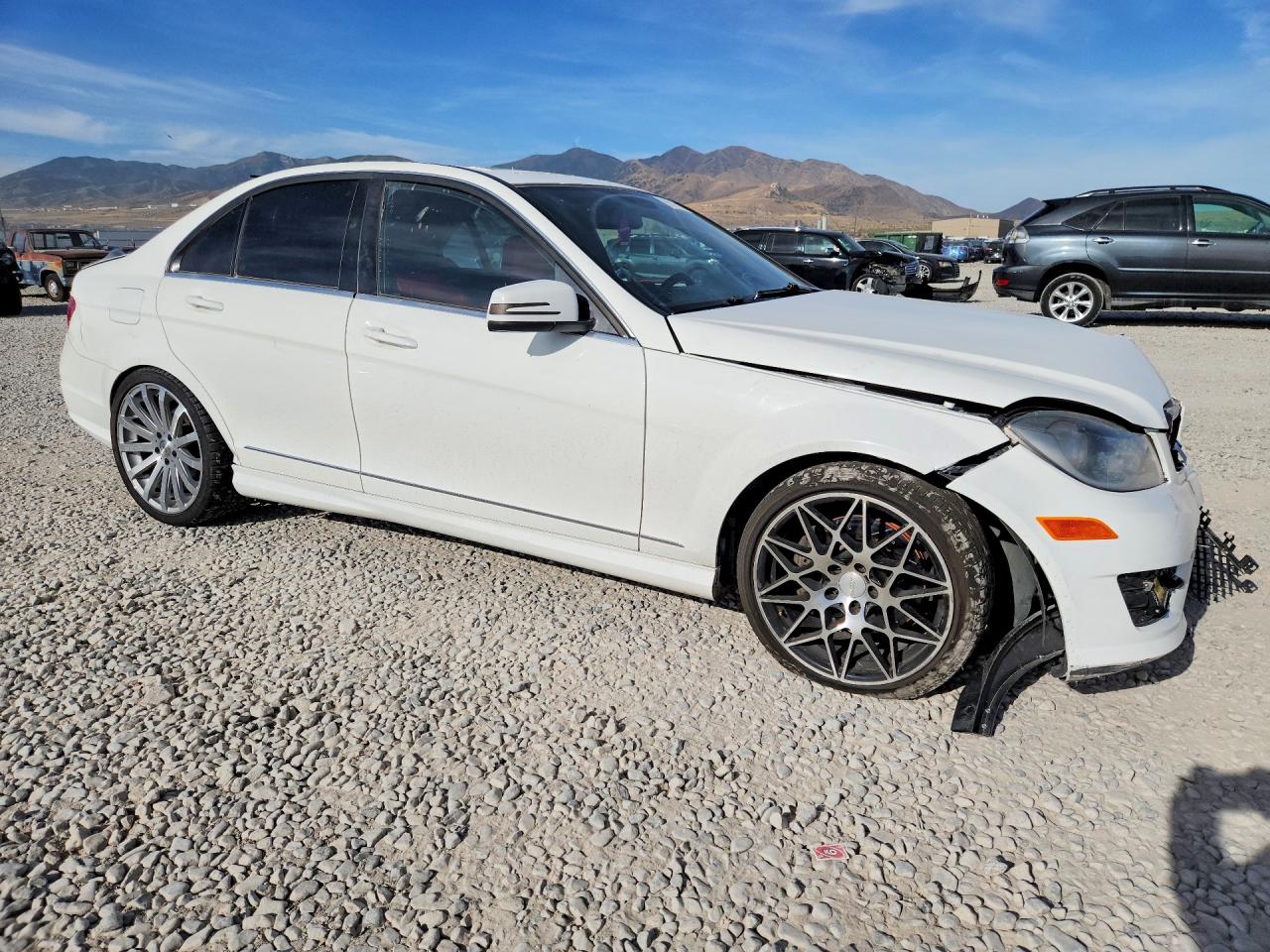WDDGF8AB3EA942630 · 2014 MERCEDES-BENZ C · 4/12