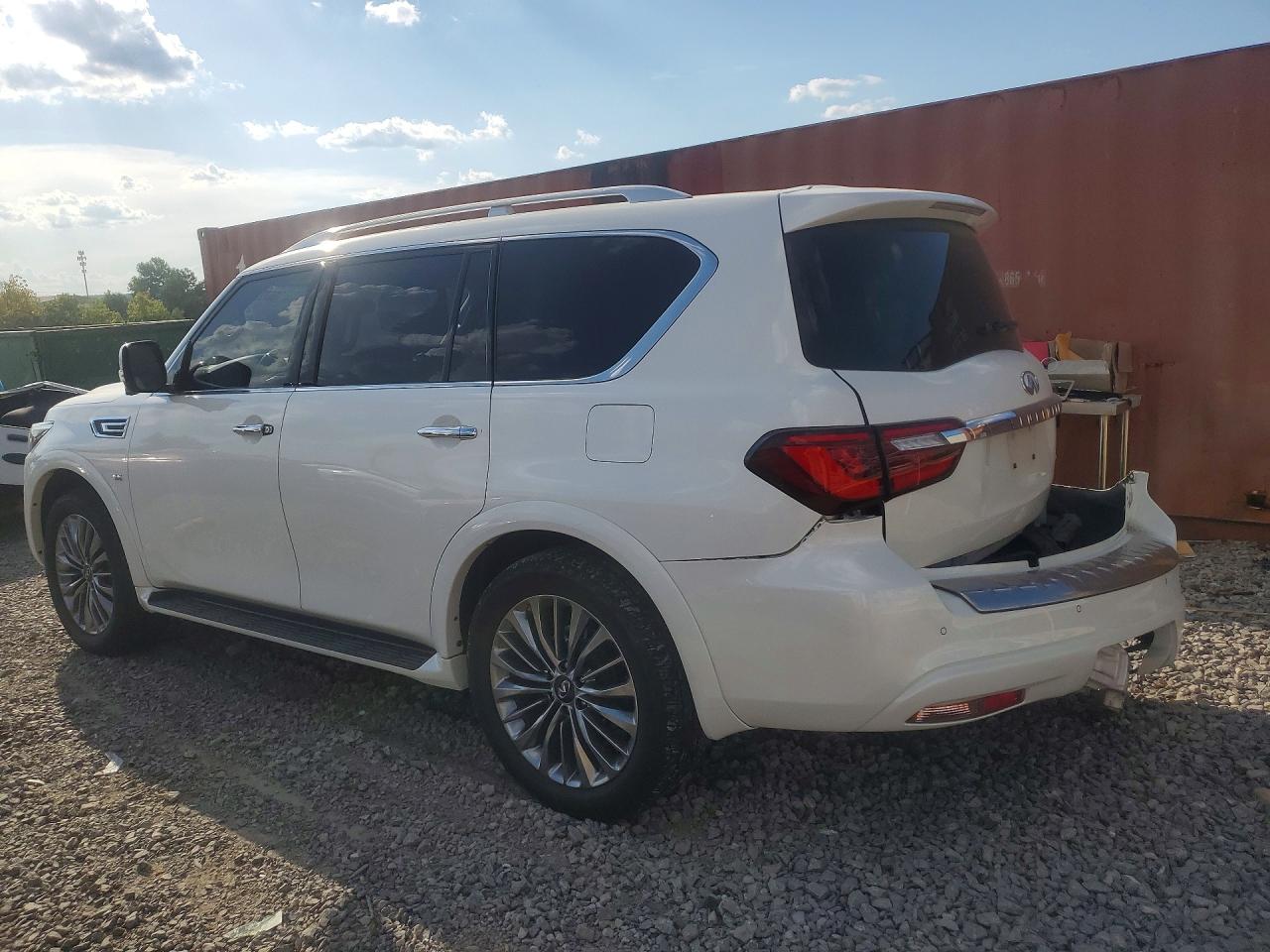 JN8AZ2NF8J9664762 · 2018 INFINITI QX80 · 2/13