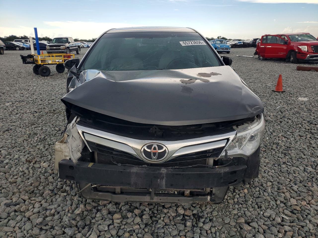 4T1BF1FK0CU156330 · 2012 TOYOTA CAMRY · 5/12