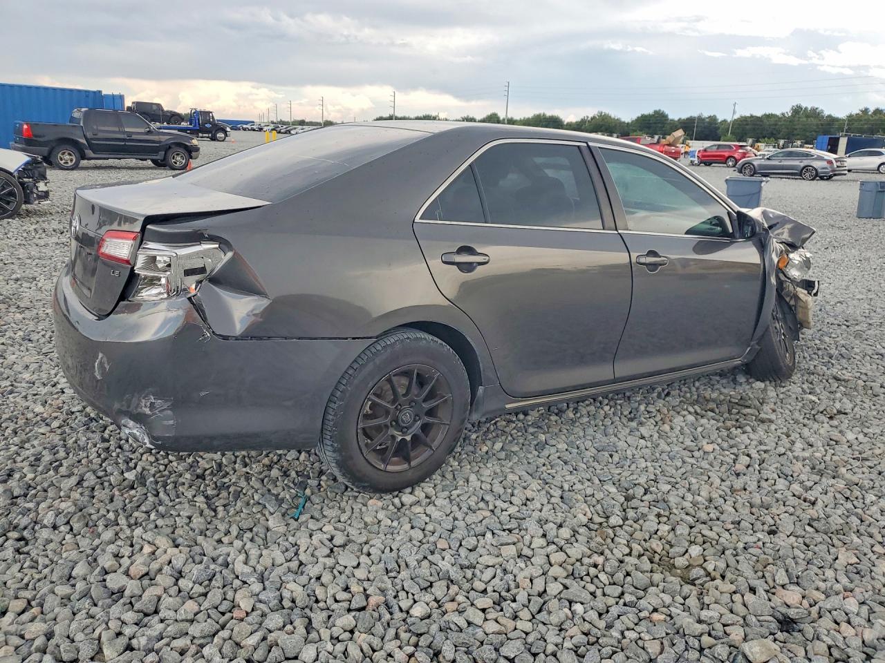 4T1BF1FK0CU156330 · 2012 TOYOTA CAMRY · 3/12