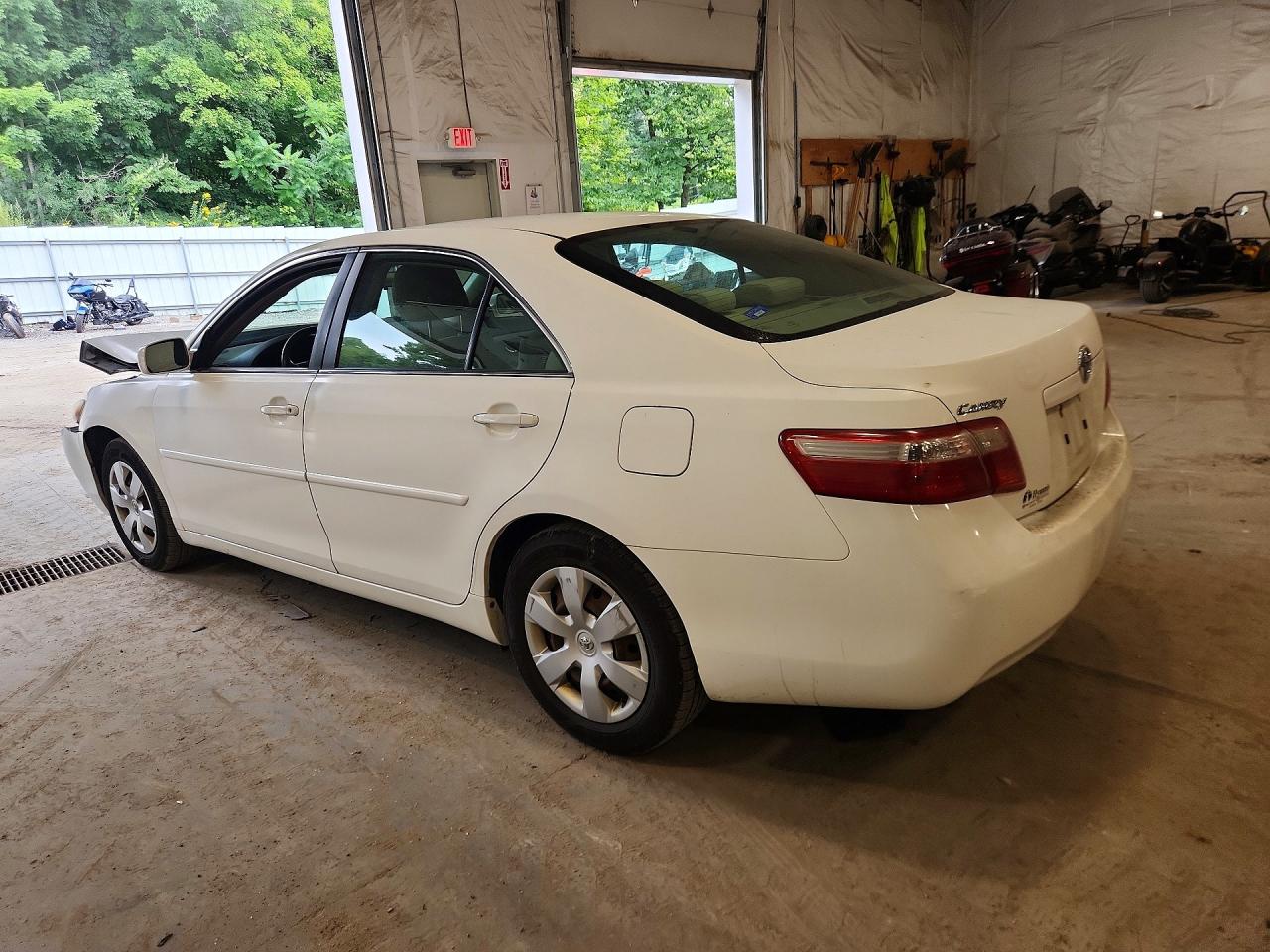 4T4BE46K69R074685 · 2009 TOYOTA CAMRY · 2/12