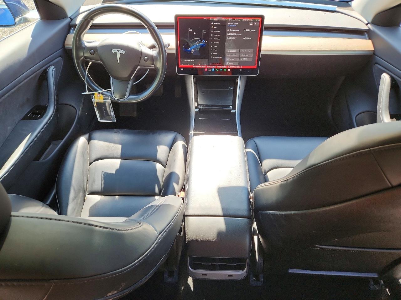5YJ3E1EA5JF033391 · 2018 TESLA MODEL 3 · 8/12