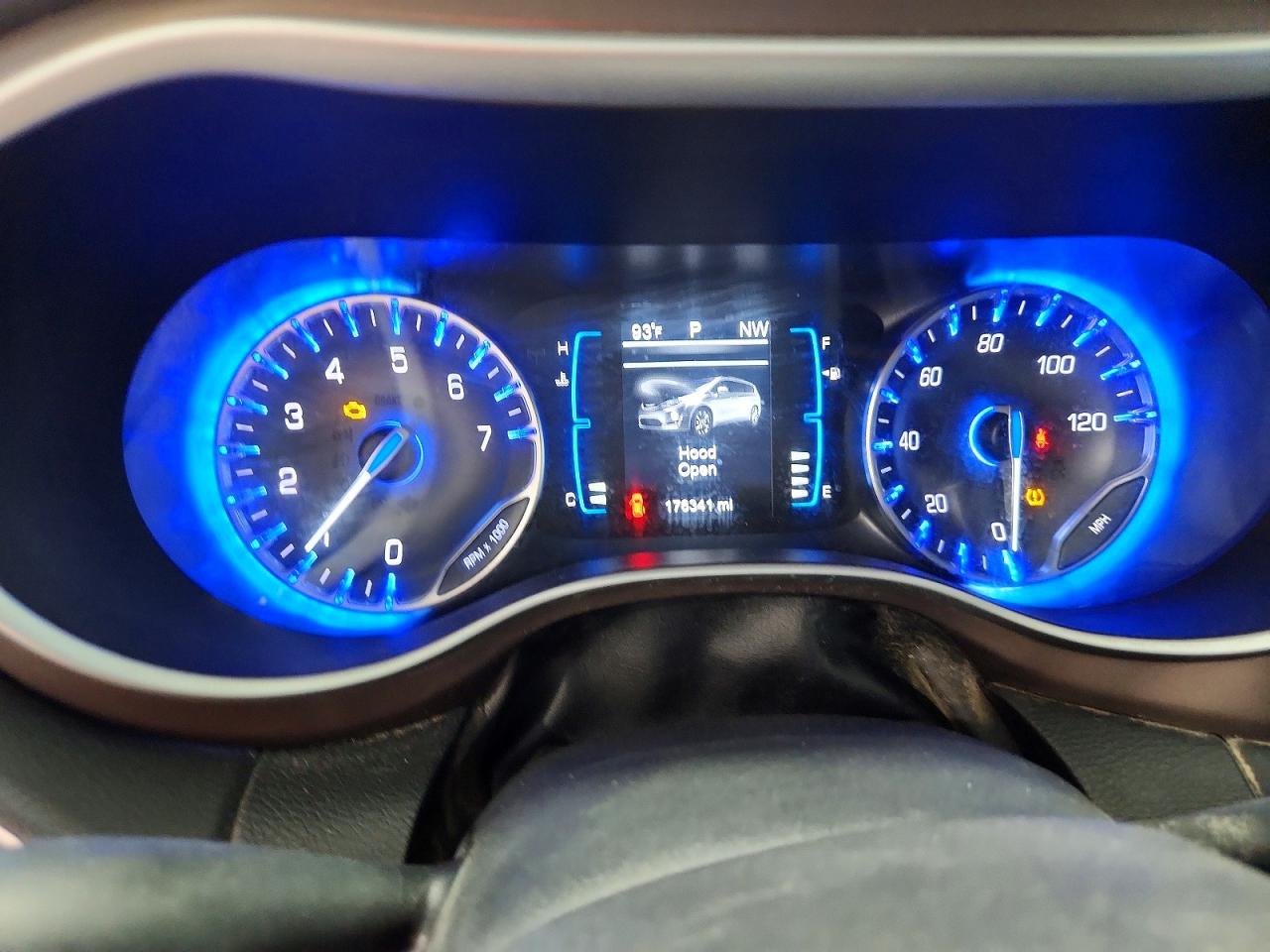 2C4RC1BG6HR609920 · 2017 CHRYSLER PACIFICA · 9/13