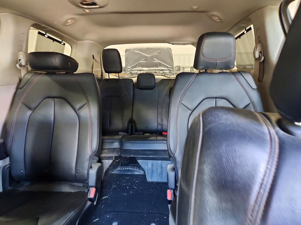 2C4RC1BG6HR609920 · 2017 CHRYSLER PACIFICA · 10/13