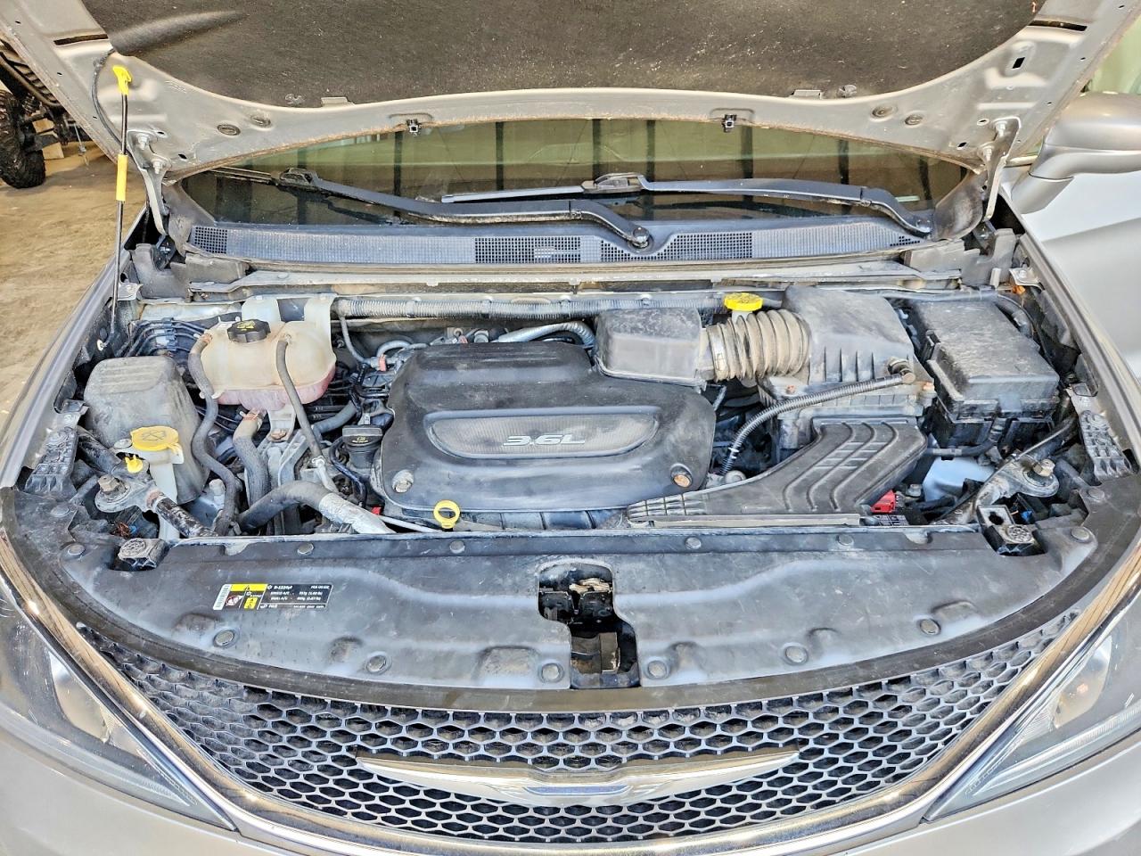 2C4RC1BG6HR609920 · 2017 CHRYSLER PACIFICA · 12/13
