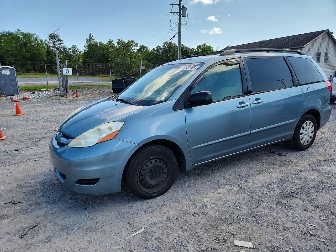 5TDZK23C69S245883 · 2009 TOYOTA SIENNA