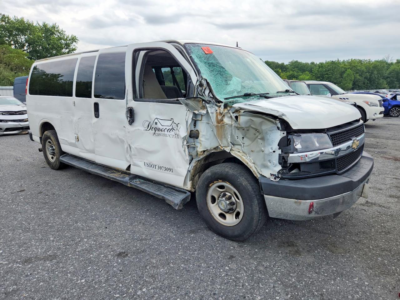 1GAZG1FF3F1236206 · 2015 CHEVROLET EXPRESS · 4/13