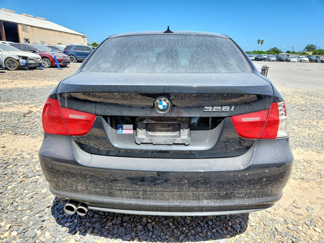 WBAPH5C57BF094158 · 2011 BMW 328 · 6/12