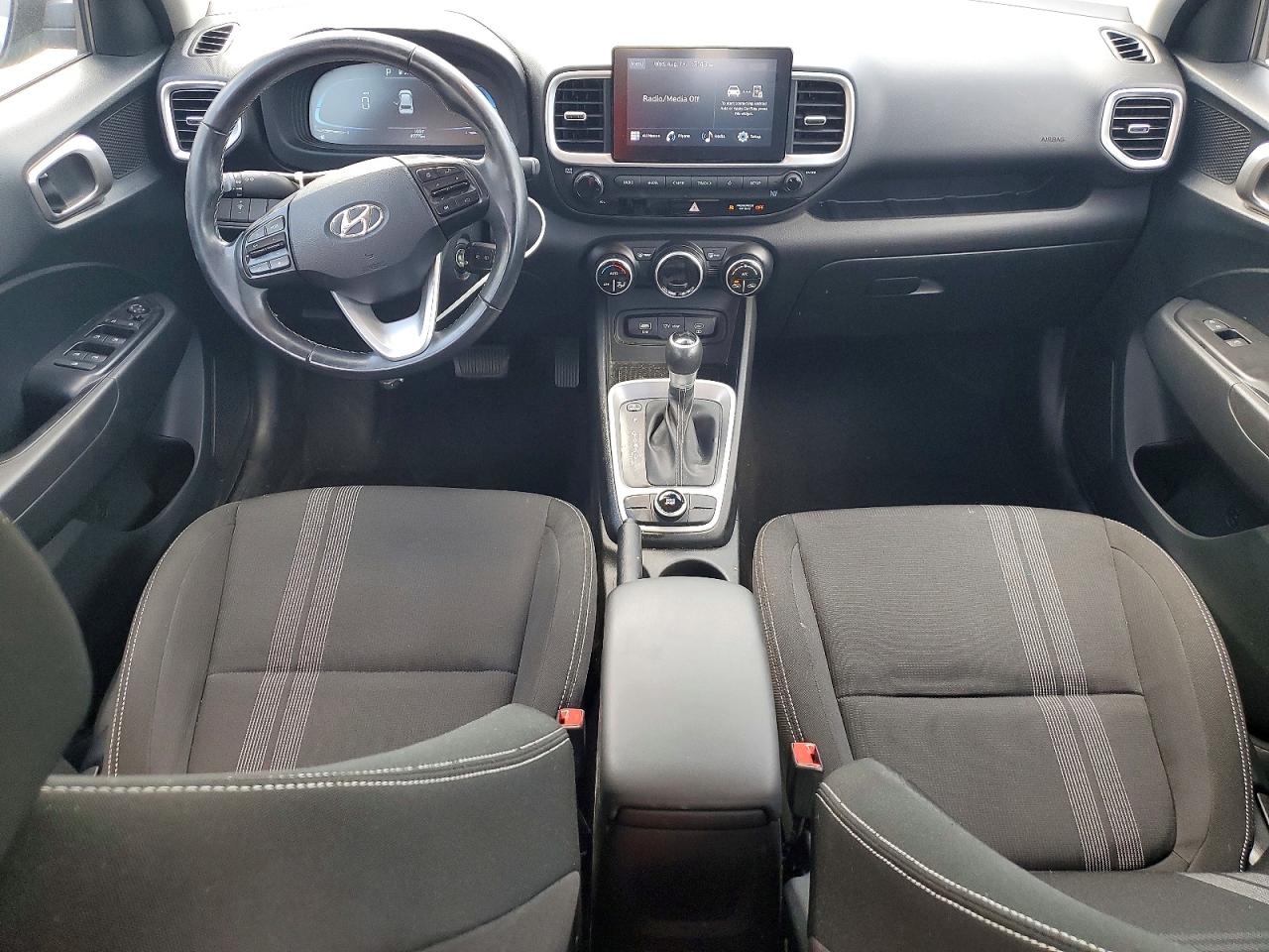 KMHRC8A33PU226313 · 2023 HYUNDAI VENUE · 8/13