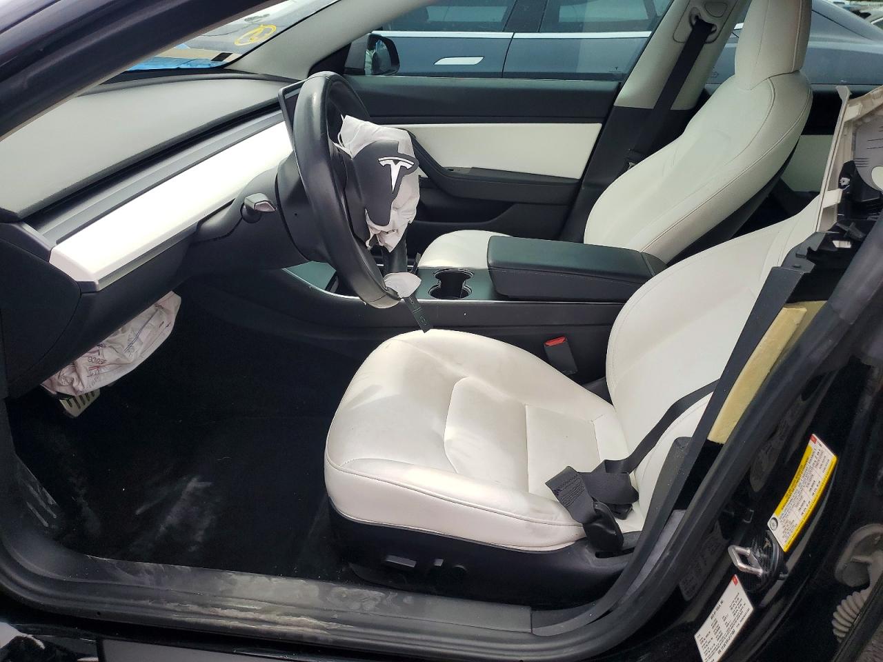 5YJ3E1EB1JF171082 · 2018 TESLA MODEL 3 · 7/12