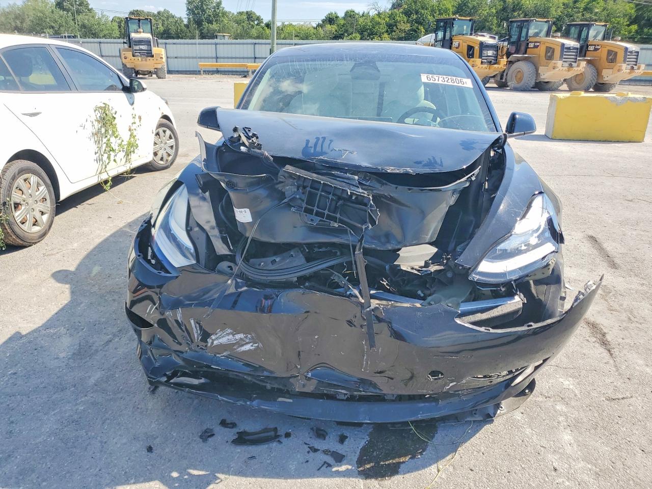 5YJ3E1EB1JF171082 · 2018 TESLA MODEL 3 · 5/12