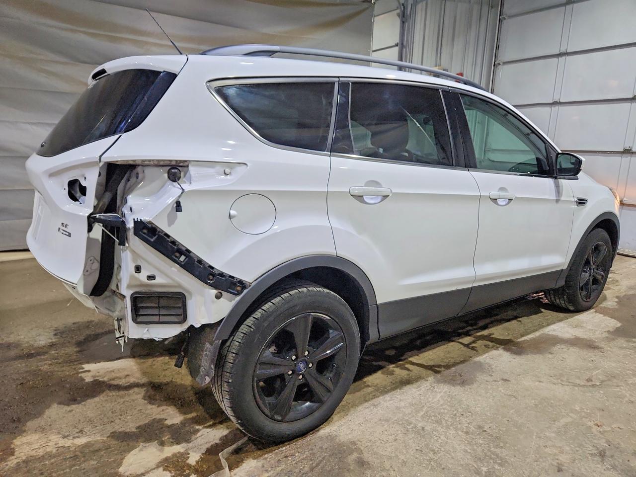 1FMCU9GX7GUA30412 · 2016 FORD ESCAPE · 3/14