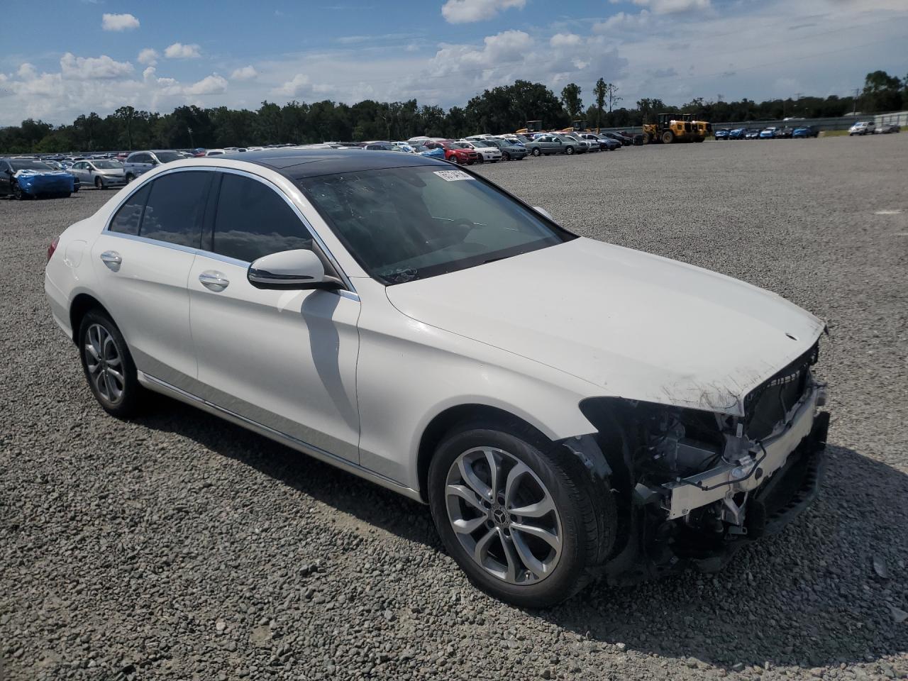 WDDWF4KB5JR348975 · 2018 MERCEDES-BENZ C · 4/13