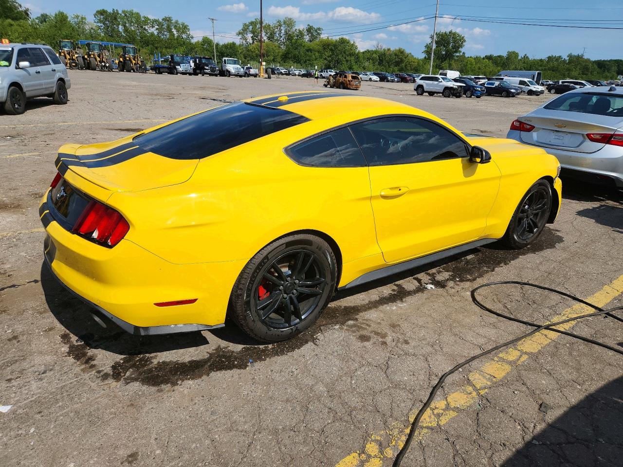 1FA6P8TH6F5367525 · 2015 FORD MUSTANG · 3/12