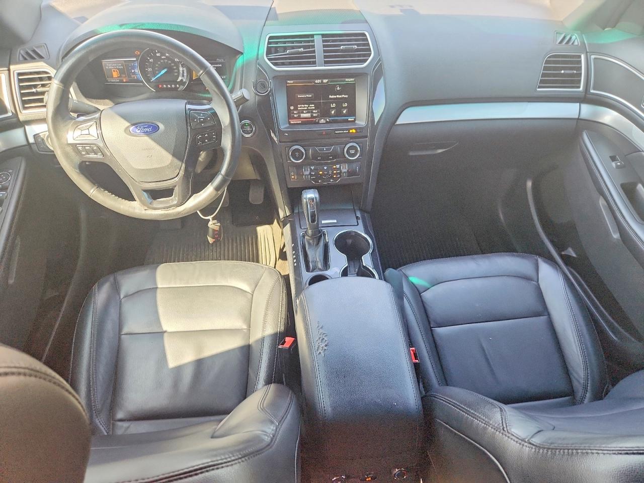 1FM5K7D88GGB09151 · 2016 FORD EXPLORER · 8/13