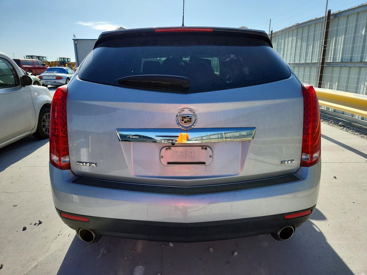 3GYFNAE30FS595335 · 2015 CADILLAC SRX · 6/14