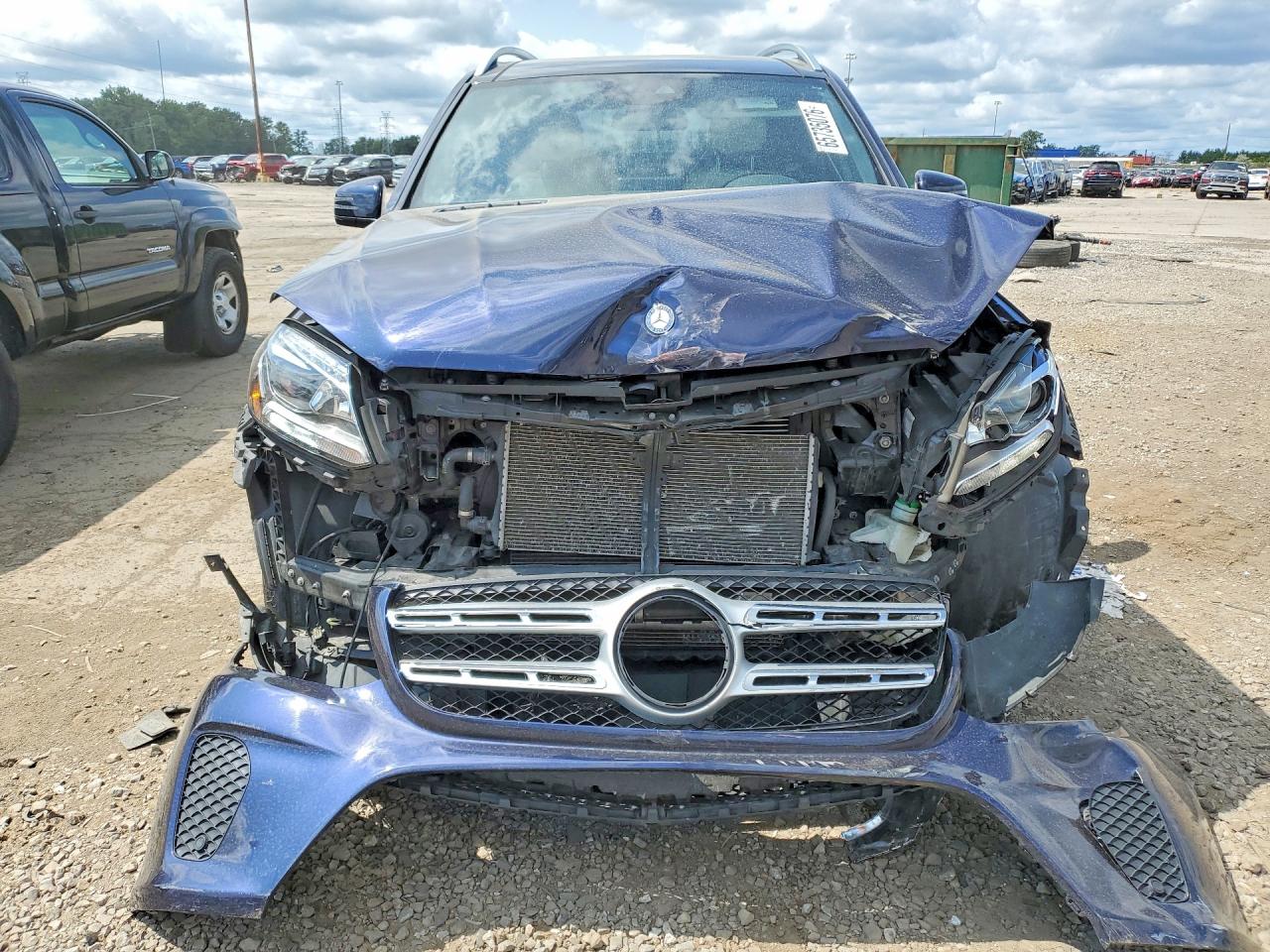 4JGDF6EE3HA884976 · 2017 MERCEDES-BENZ GLS · 5/13