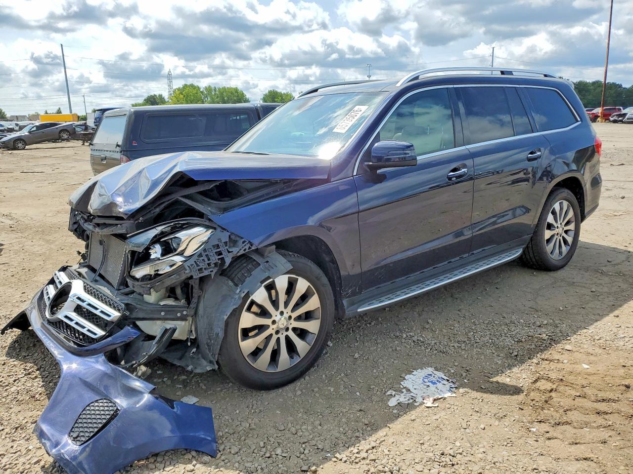 4JGDF6EE3HA884976 · 2017 MERCEDES-BENZ GLS