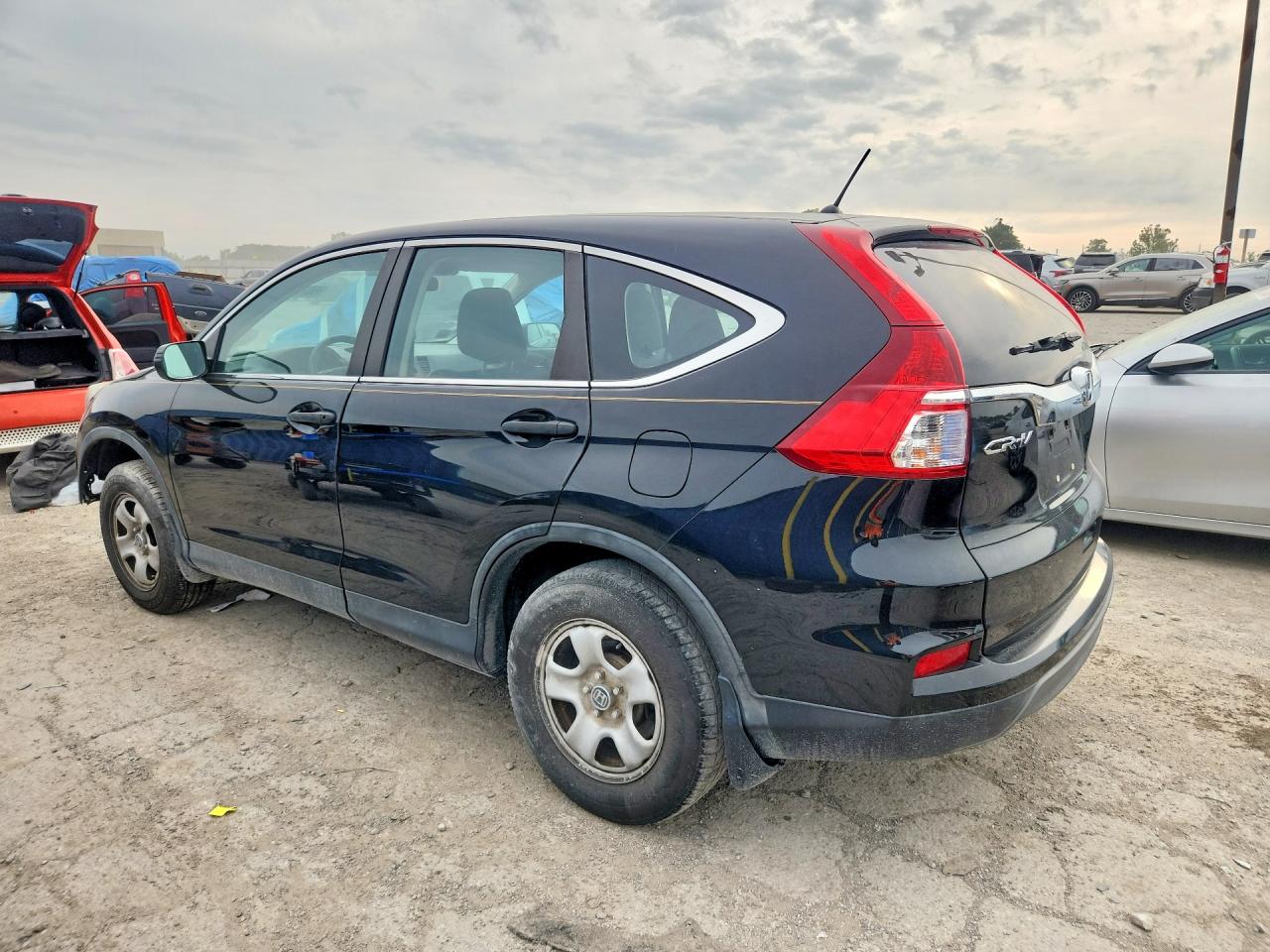 3CZRM3H33GG700039 · 2016 HONDA CR-V · 2/13