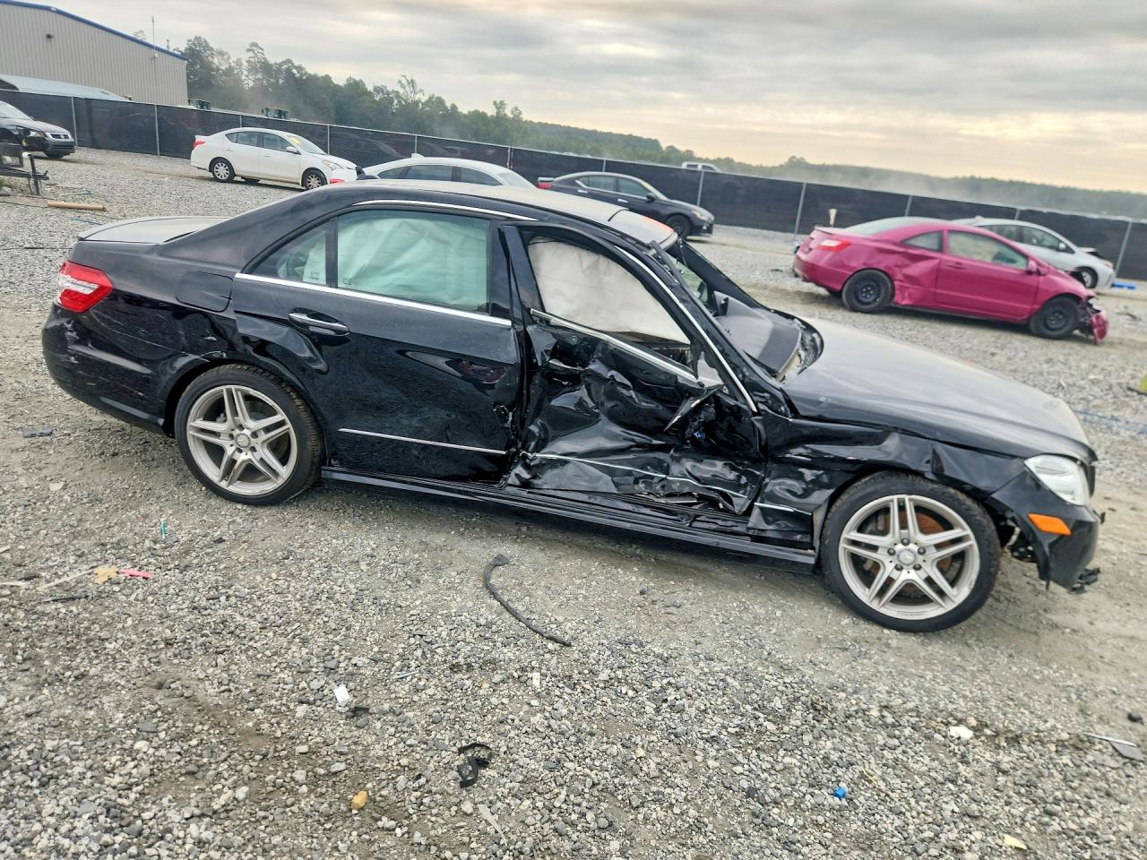WDDHF5KB8CA607698 · 2012 MERCEDES-BENZ E · 4/13