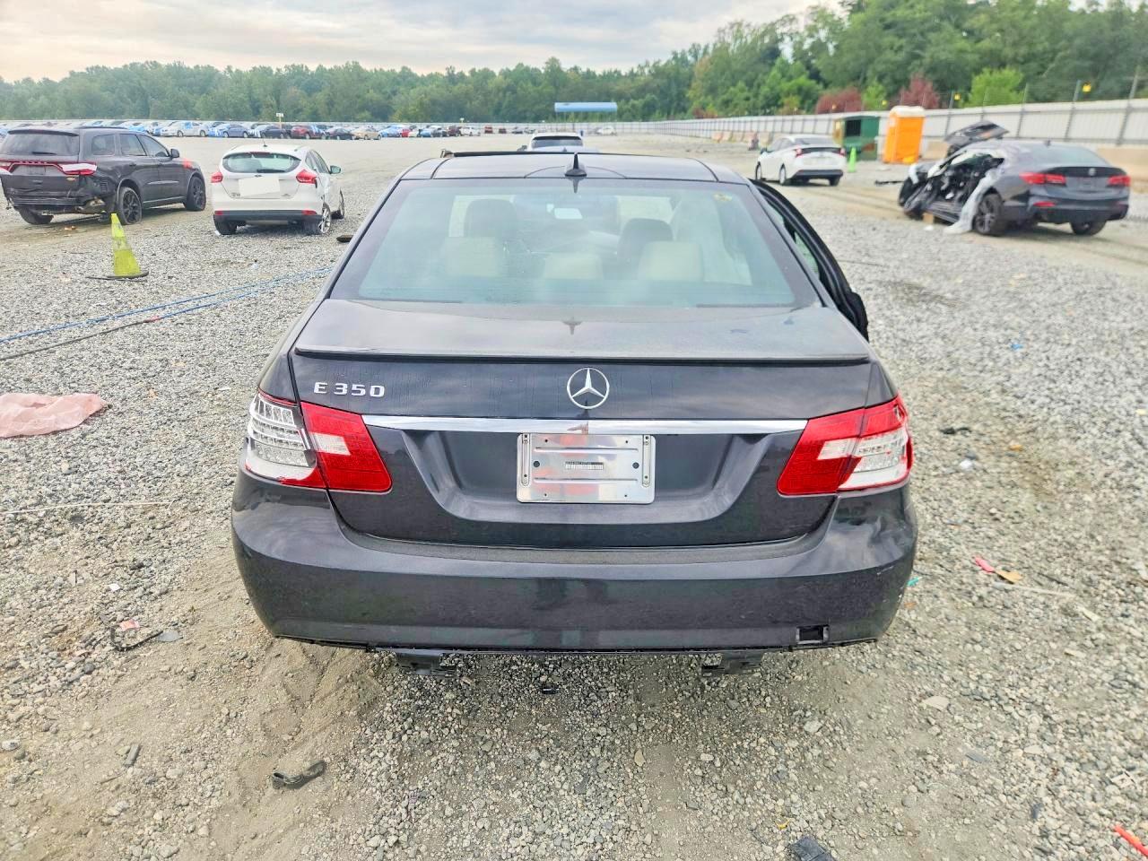 WDDHF5KB8CA607698 · 2012 MERCEDES-BENZ E · 6/13