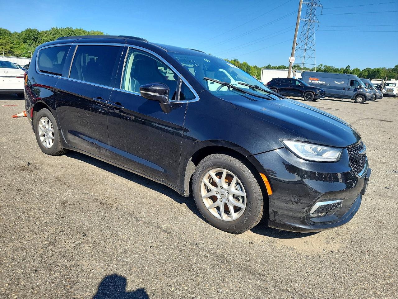 2C4RC1BG1NR218217 · 2022 CHRYSLER PACIFICA · 4/13