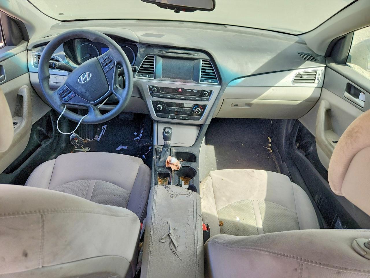 5NPE24AF2GH319889 · 2016 HYUNDAI SONATA · 8/12