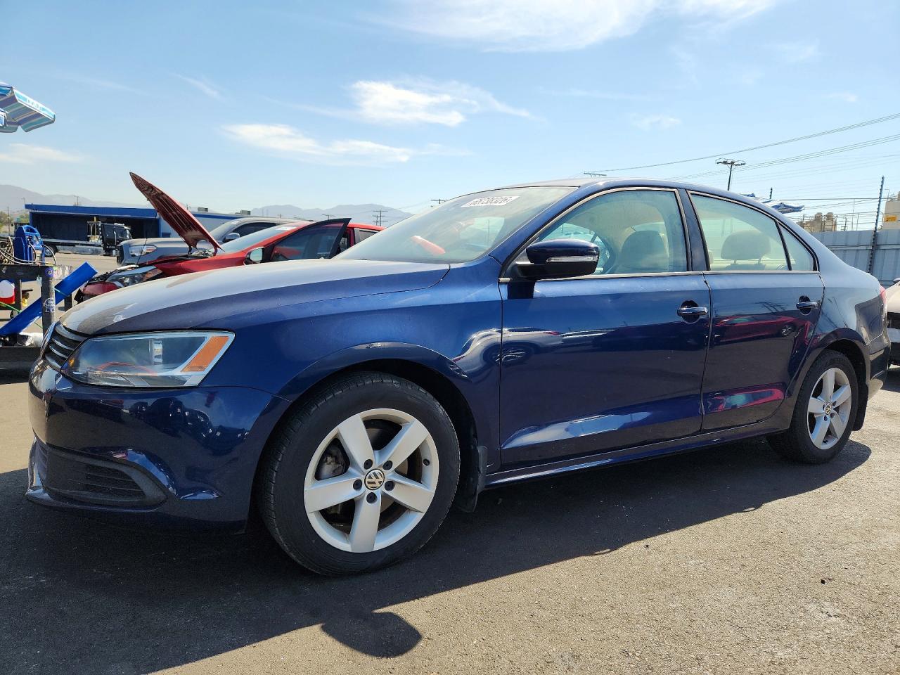 2012 VOLKSWAGEN JETTA