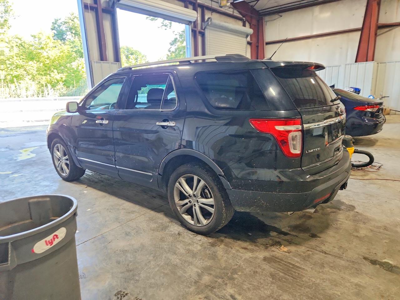 1FM5K8F87EGC54228 · 2014 FORD EXPLORER · 2/13