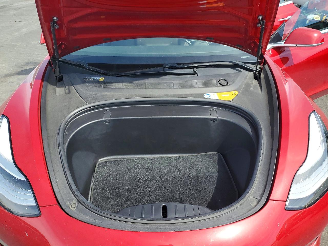 5YJ3E1EA3JF022342 · 2018 TESLA MODEL 3 · 11/12