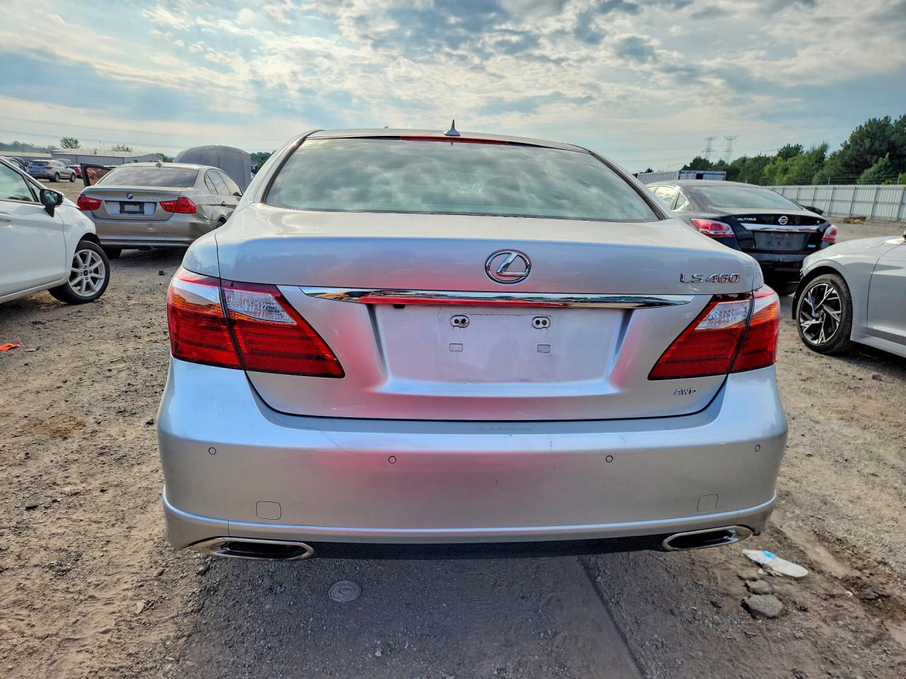 JTHCL5EF5B5009795 · 2011 LEXUS LS · 6/12