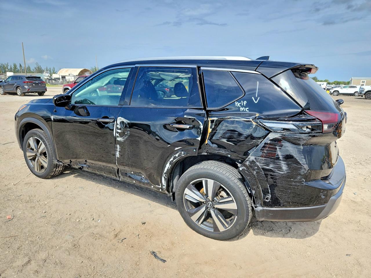 5N1BT3CA3TC736371 · 2026 NISSAN ROGUE · 2/13
