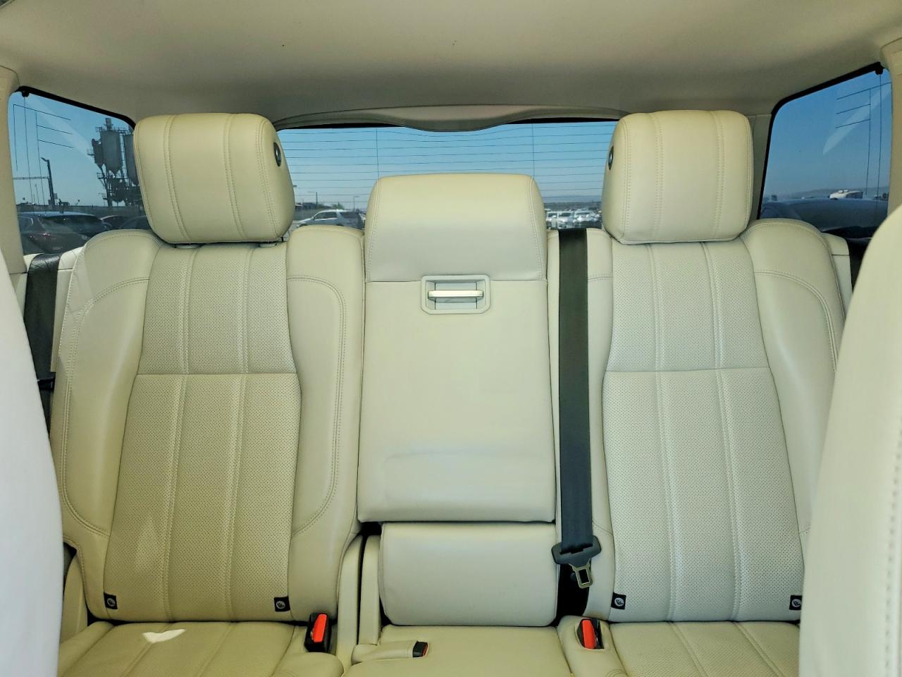 SALGS2WF1EA159541 · 2014 LAND ROVER RANGE ROVER · 10/13